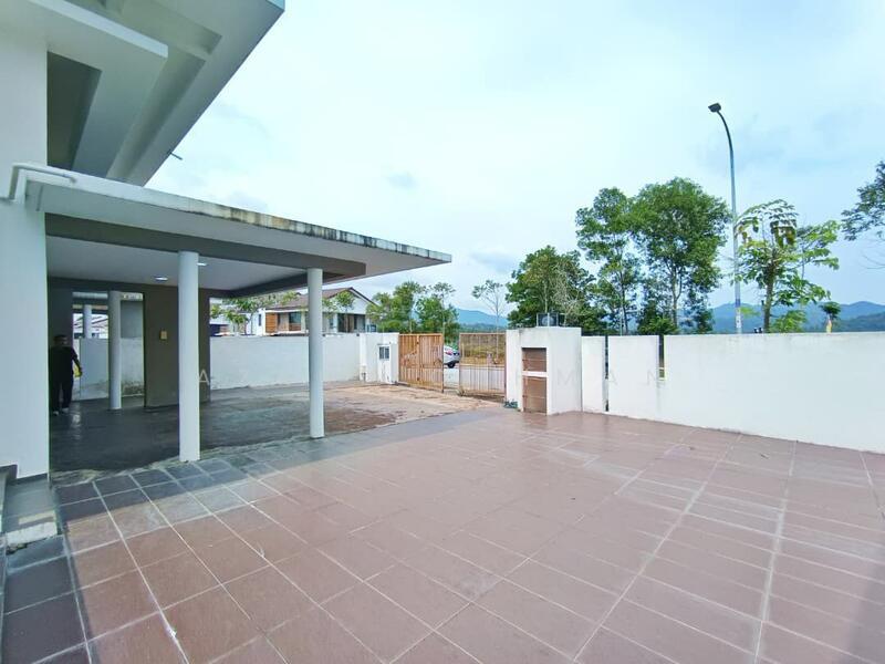 Taman Bukit Sarimban Sikamat - 3