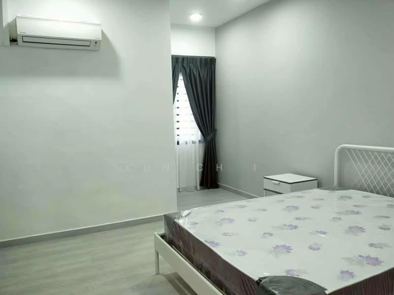 The Embassy (Bangunan Duta Impian) - 4