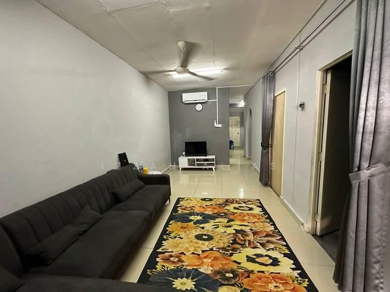 RENOVATED Single Storey Terrace Jalan Kesum Seksyen 24 - 4