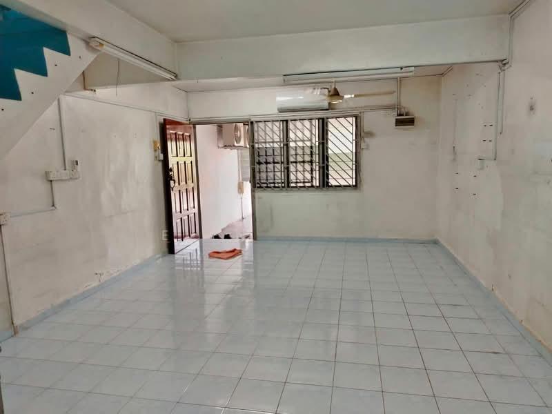 Taman Desa Cemerlang - 4