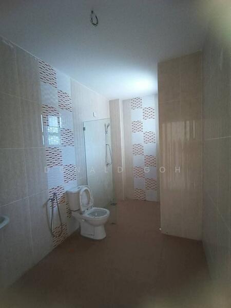 Bercham Double Storey Intermediate Corner House - 3