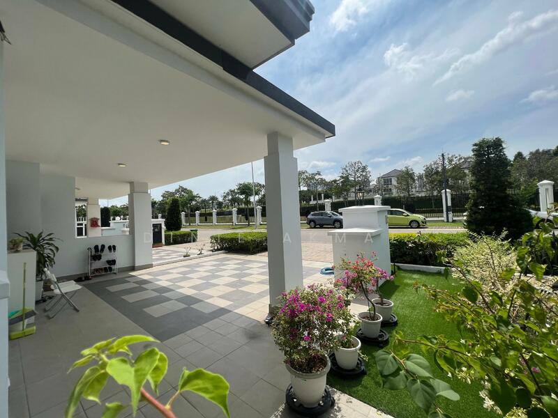 Tenderfields @ Eco Majestic - 2