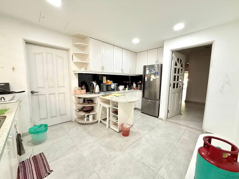 Taman Tun Dr Ismail - 5