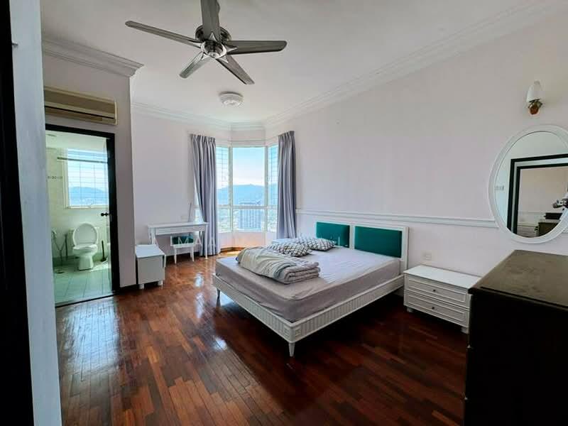 Gurney Beach Resort - 5