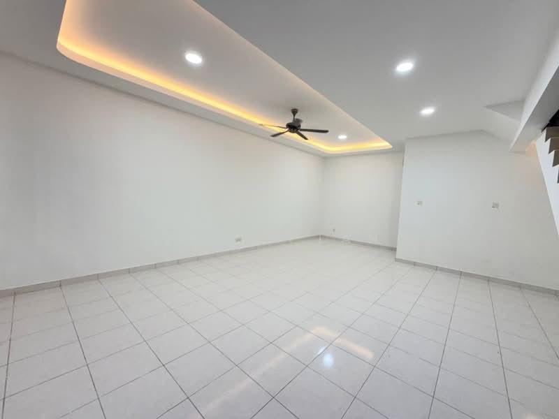 Taman Bukit Indah - 4