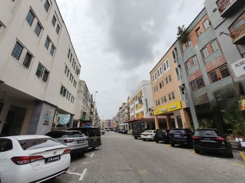 Bandar Indahpura - 1