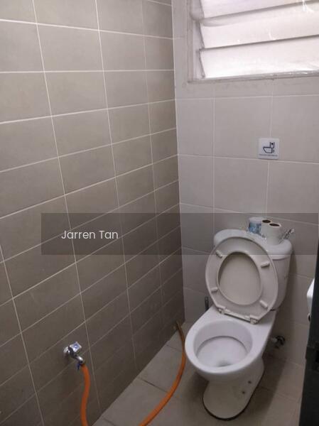 1st Floor Shop / Office @ Puteri 4 - 4