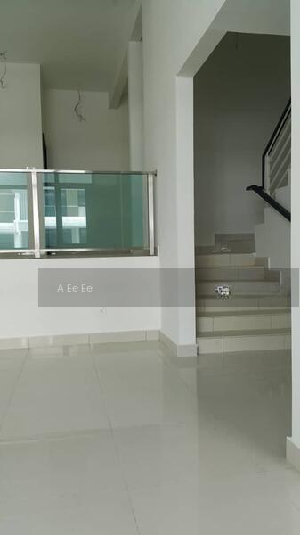 SLK KELICAP(STRAMAX RESIDENCE), 3/terrace for sale - 2