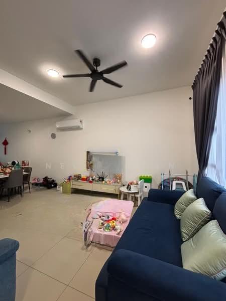 Attleborough / Tate Bilston 22'x65' @ Eco Botanic - 1