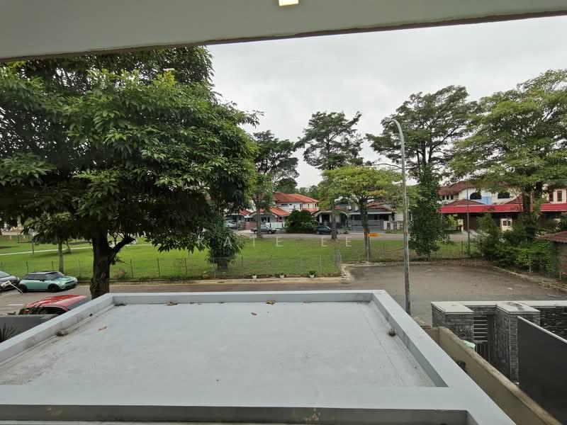 Taman Ponderosa - 4