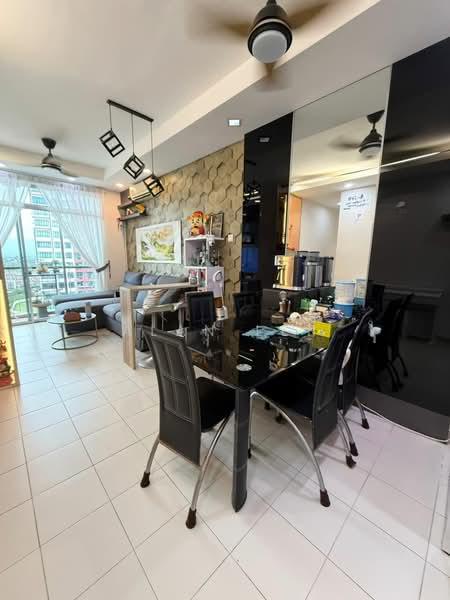 Lake View Suites - 1