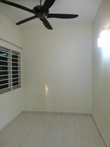 Baiduri Court Apartment - 3