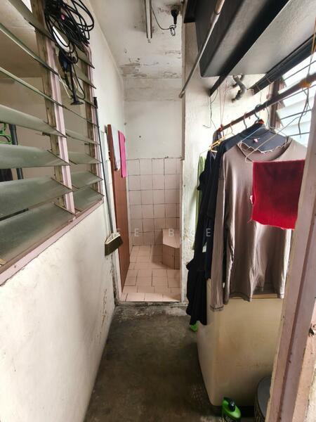 Flat Taman Ungku Tun Aminah - 3