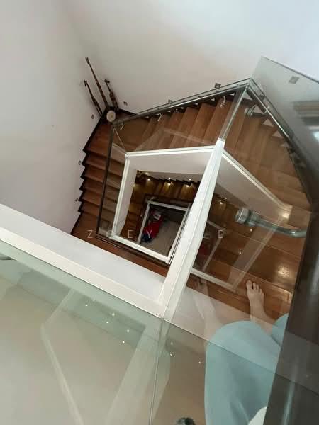 THE STRAITS VIEW RESIDENCES - 4