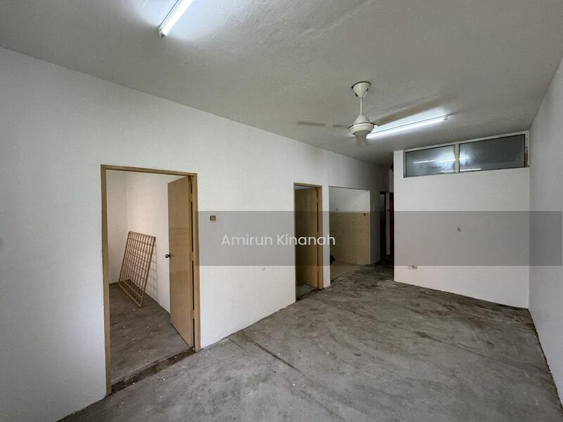 Flat PKNS Section 7 - 3