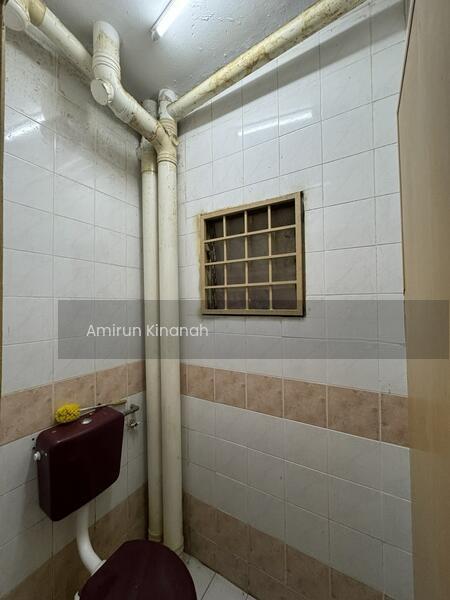 Flat PKNS Section 7 - 5