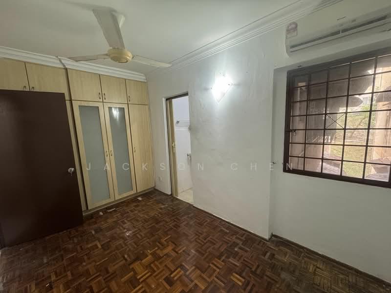 saujana apartment - 5