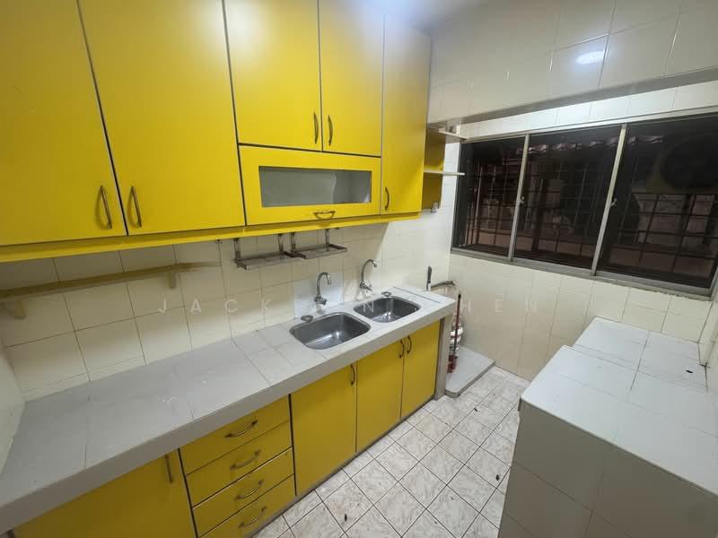 saujana apartment - 3