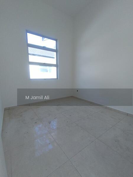 Bungalow at Tangkak - 4