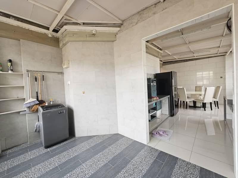 Ixora Heights Apartment - 2