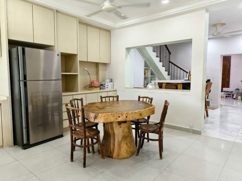 Island Glades Semi D - 5