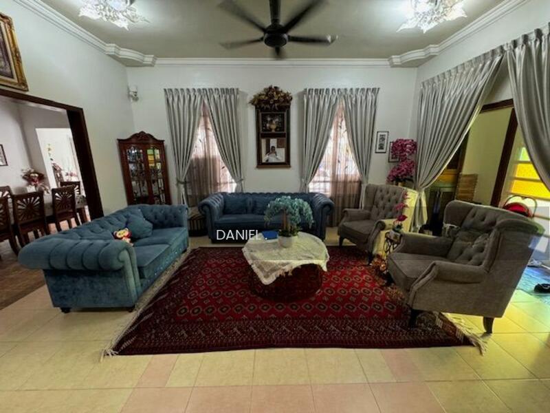 Semi-Detached House at Ukay Perdana - 4