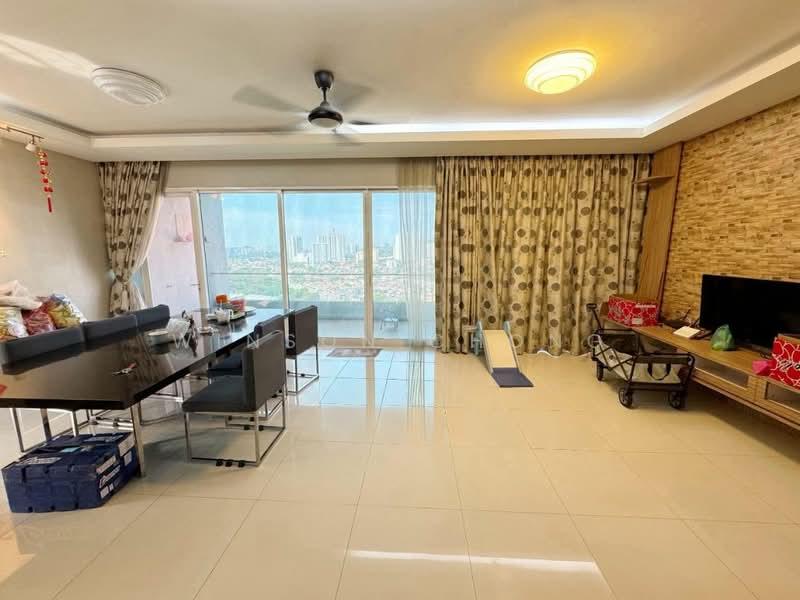 Central Park condominium - 2