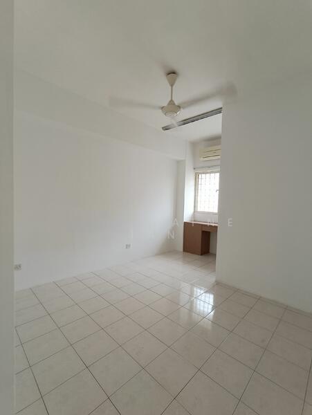 Avelon Tower @ Plaza Medan Putra - 4