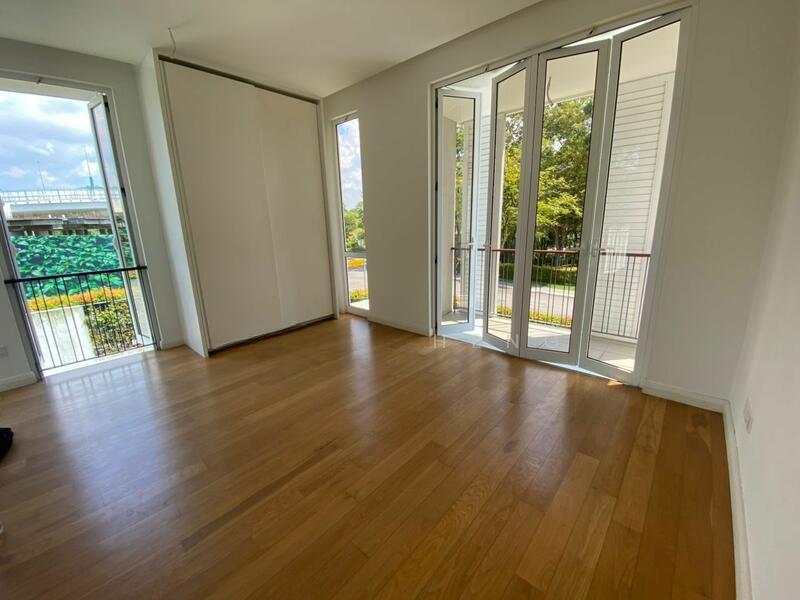 3-storey Terraced House at Puteri Harbour - 1