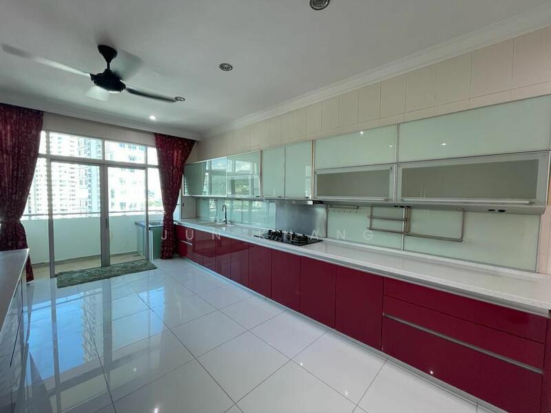 Gurney Palace - 2