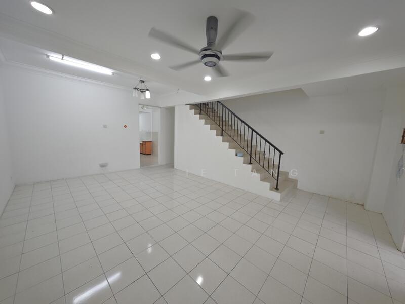 Taman Puncak Jalil - 2