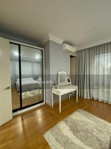 Duta Villa 2 - 4