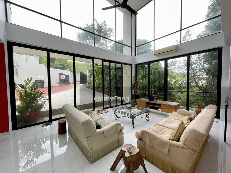 Outstanding Tasteful Bungalow Surrounded by Greens - 4