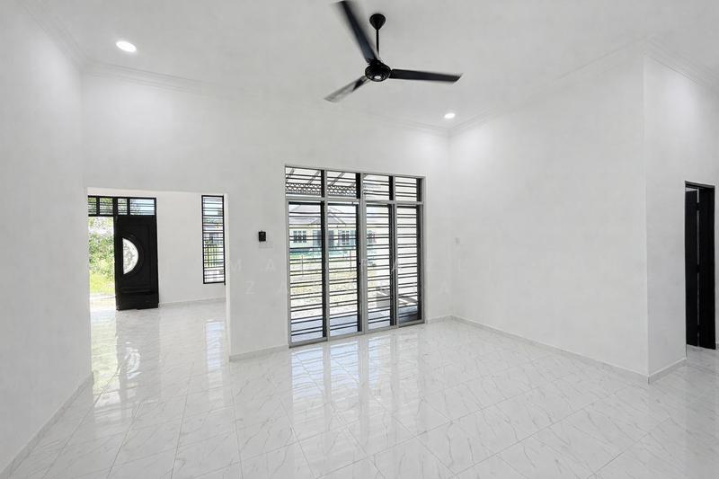 Banglo Setingkat 4 Bilik @ Kampung Alor Tapah, Bukit Gading, Tanah Merah - 3