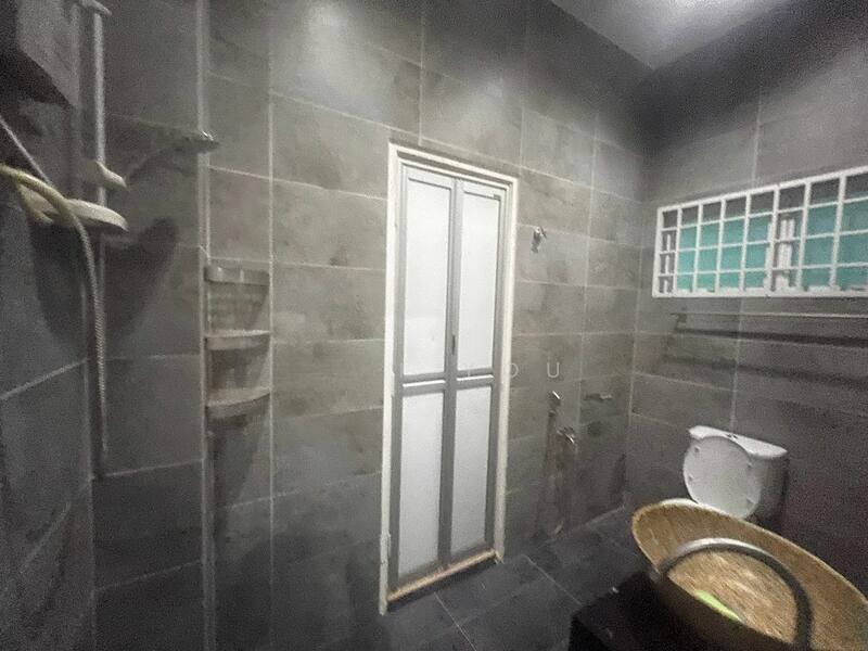 Semi-Detached House at Sungai Manggis - 5