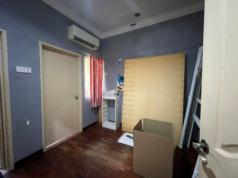 Bukit Jelutong - 3