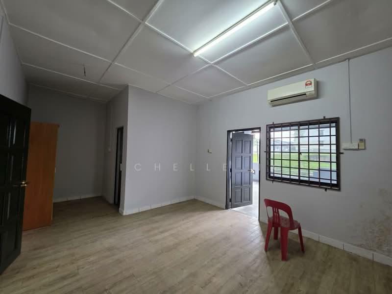 Selesa Jaya Double Storey Terrace Renovated - 2