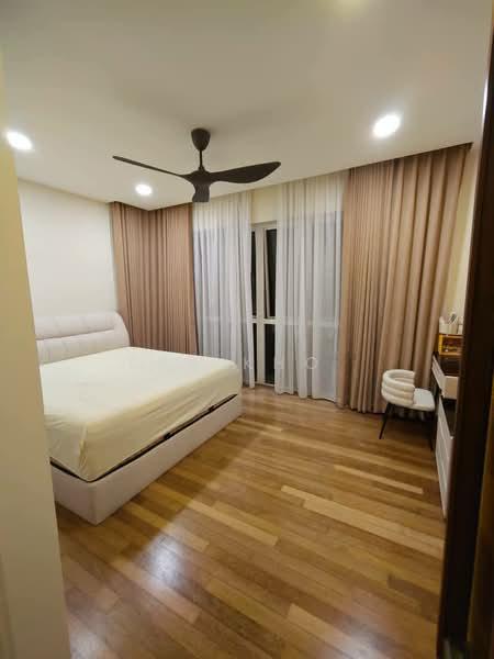 Medini Signature - 4