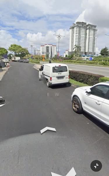 Jalan Tun Abdul Razak air Molek - 1