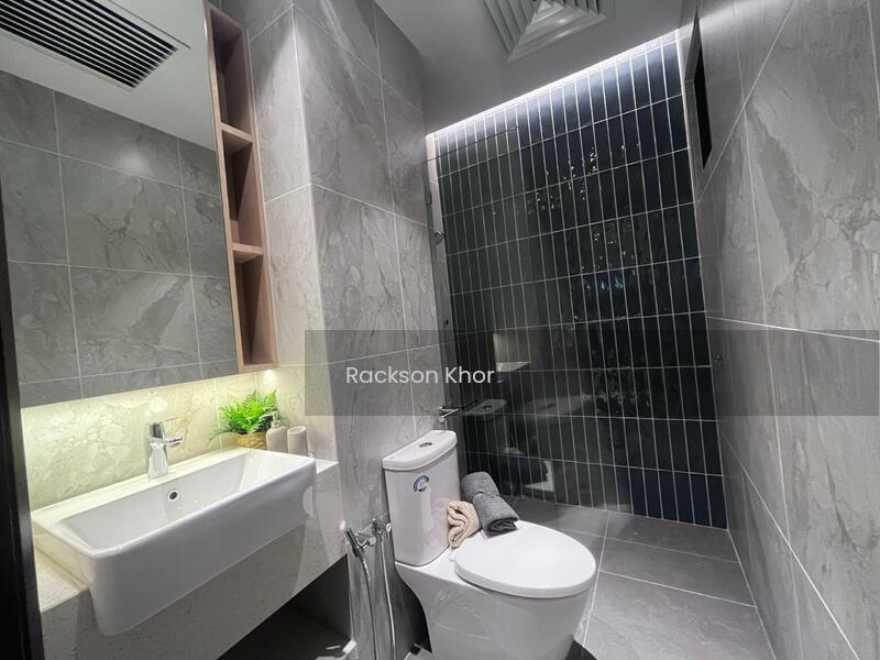Queens Residences Q3 @ Queens Waterfront - 2