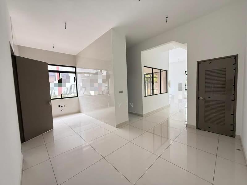 The Canal Garden South, Horizon Hills - 2