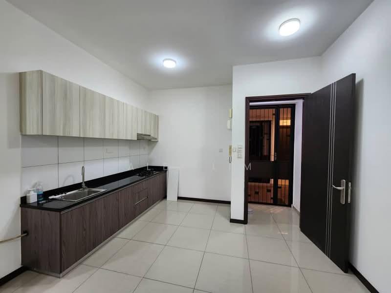 Molek Regency - 2