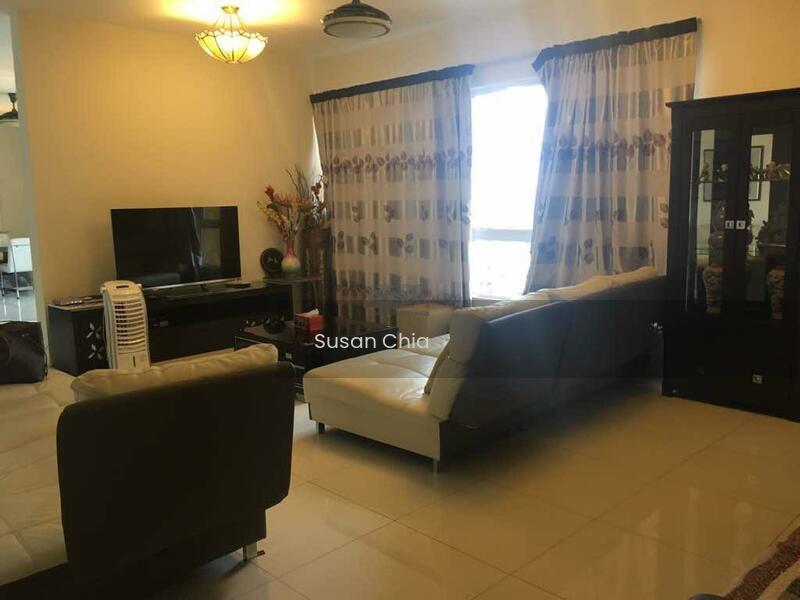 Central Park condominium - 3