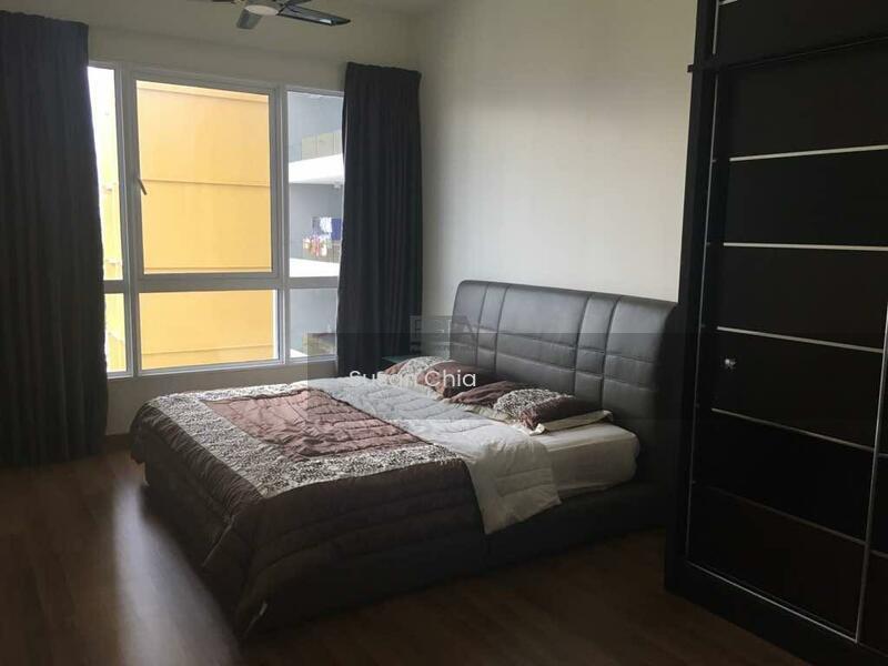 Central Park condominium - 4