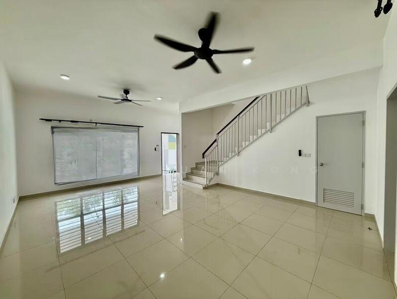 By Water Setia Utama 3 - 1