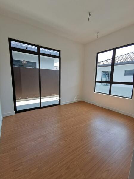 The Mulia Residences - 4