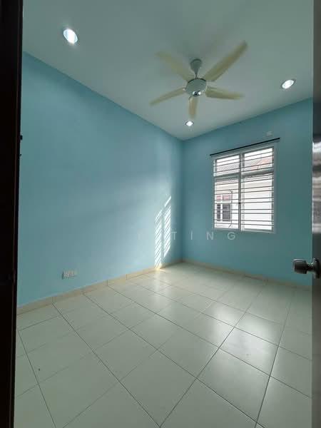 Seri Austin Lakeview Seris Austins JB - 3