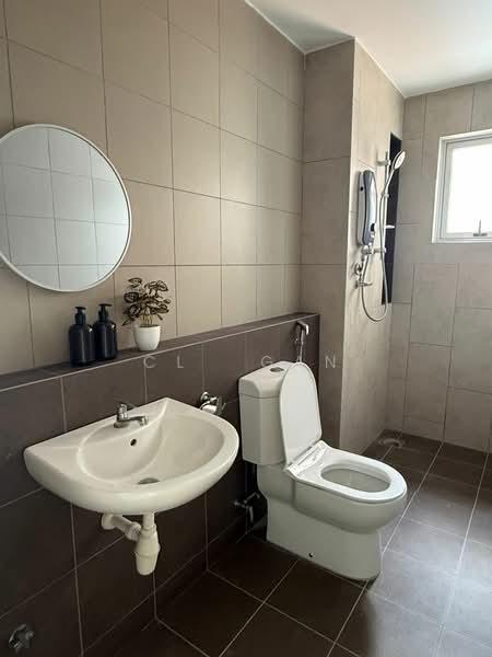 Jadite Suites - 2