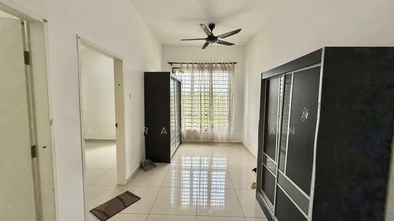 Tiara Sendayan - 2