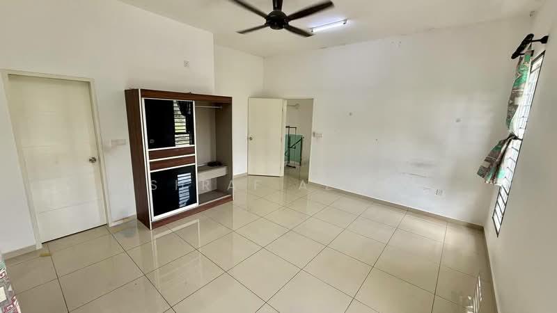 Tiara Sendayan - 5